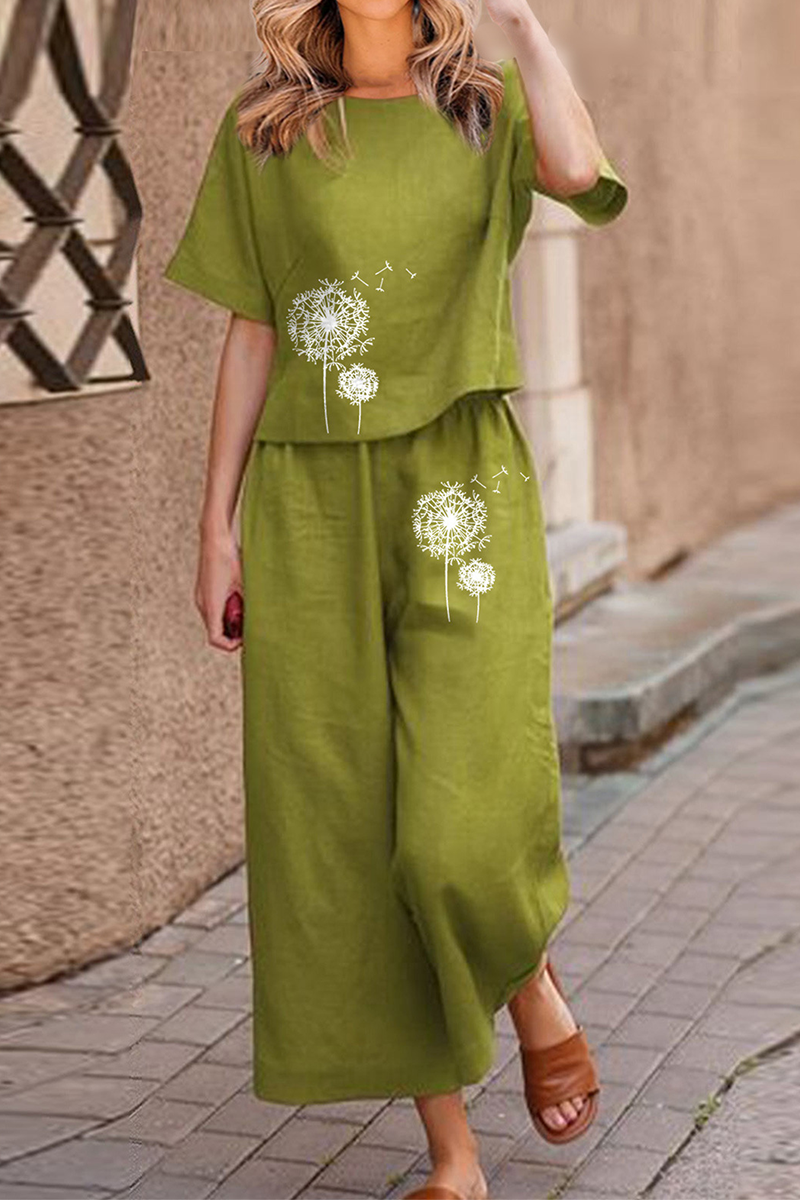 Women Cotton Printed Floral Crop Top & Trousers Co-Order Set