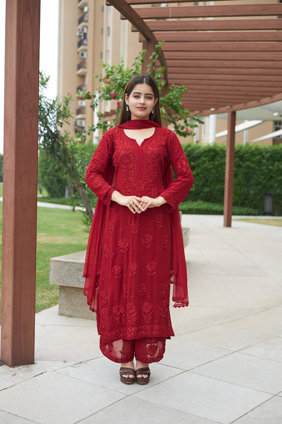 Elegant Red Floral Embroidered Kurta Pant Set with Dupatta