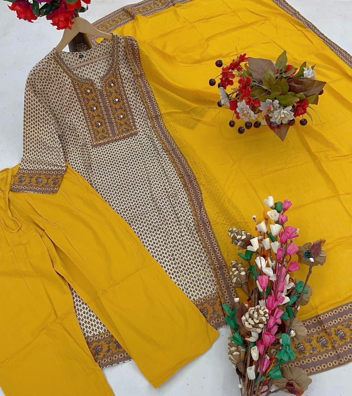 Premium Most Beautiful Hand-block Cotton Kurta Set